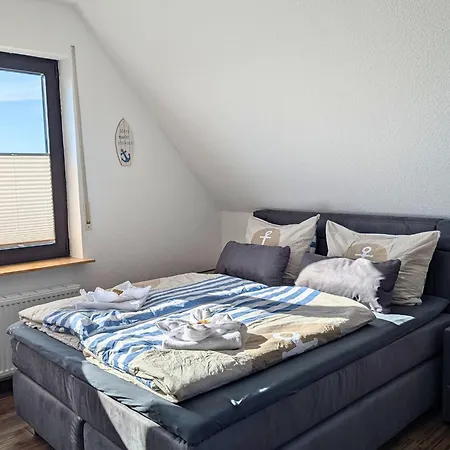Appartement Haus Ausreisser 2 - Hafennest